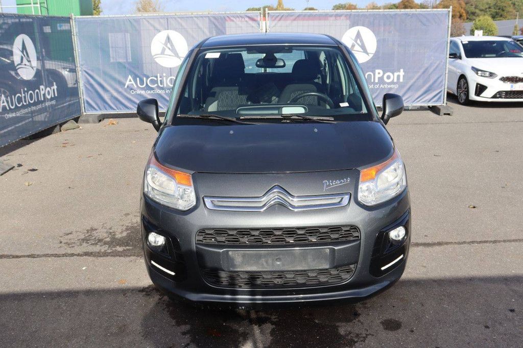 Passenger car Citroën C3 Picasso Diesel 92hp 2013 (Margin)