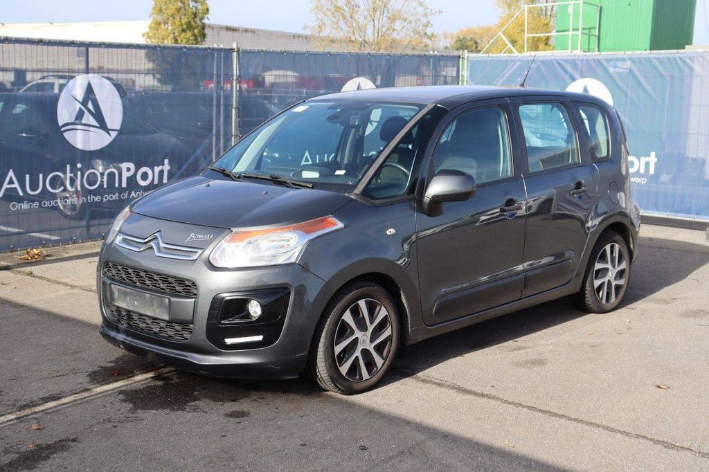 Passenger car Citroën C3 Picasso Diesel 92hp 2013 (Margin)