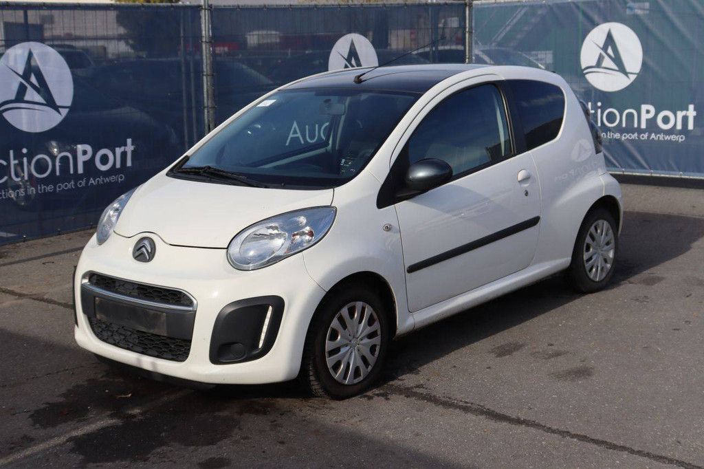 Passenger car Citroën C1 Petrol 68hp 2014