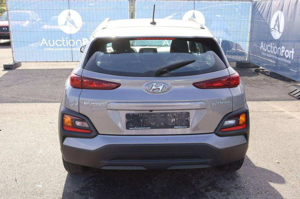 Hyundai Kona Benziner 120 PS Pkw 2018 (Marge)