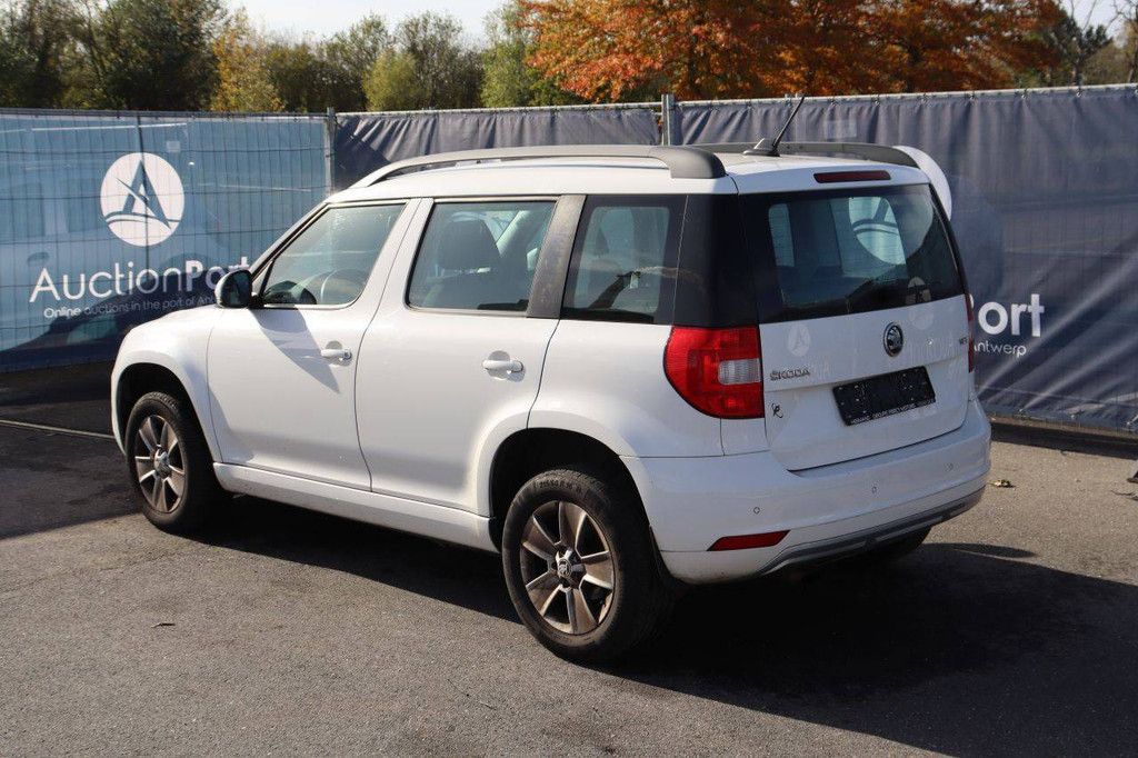 Pkw &Scaron;koda Yeti Benzin 105 PS 2014 (Margin)