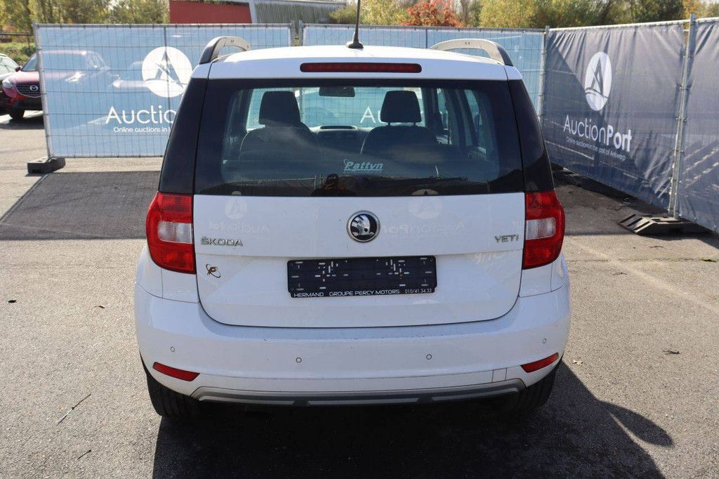 Pkw &Scaron;koda Yeti Benzin 105 PS 2014 (Margin)