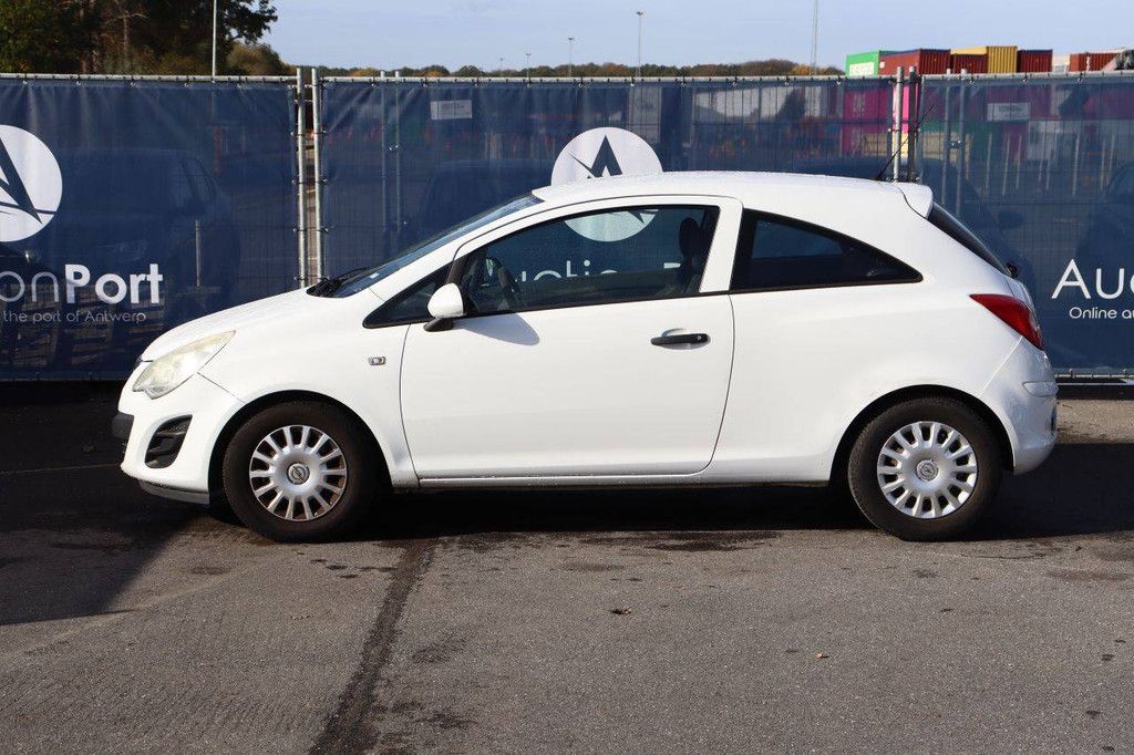 Passenger car Opel Corsa Petrol 100hp 2011 (Margin)