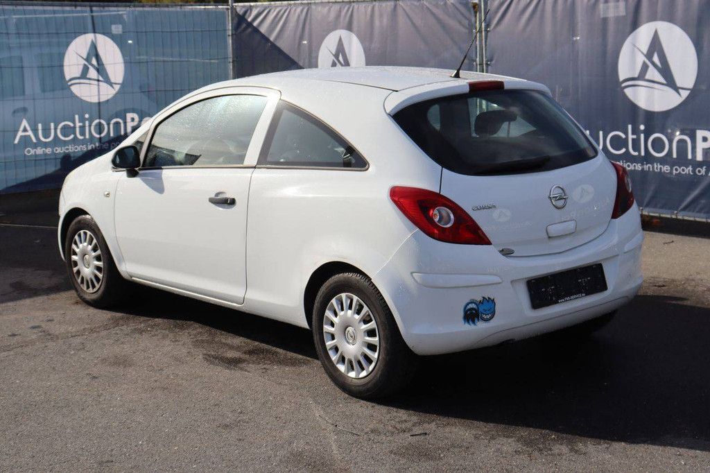 Passenger car Opel Corsa Petrol 100hp 2011 (Margin)