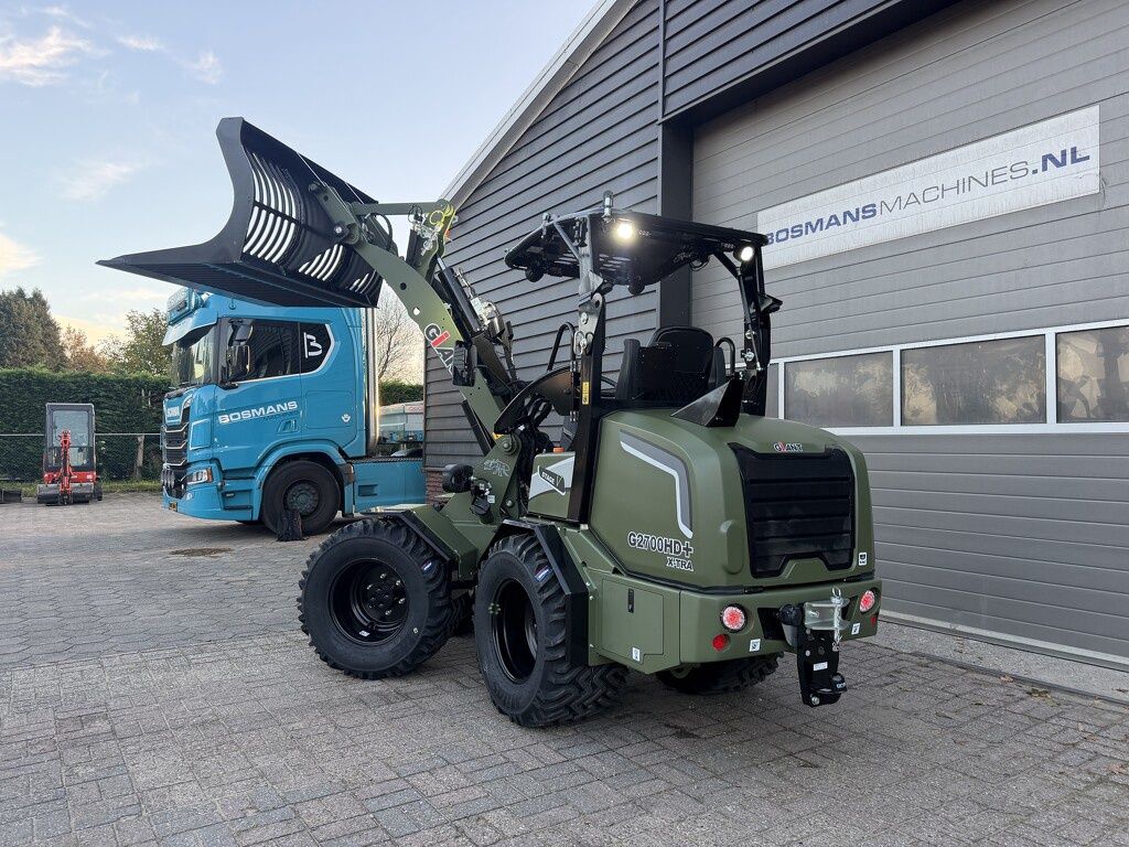 Giant G2700 X-TRA HD+ minishovel NIEUW speciale MAT GROEN editie