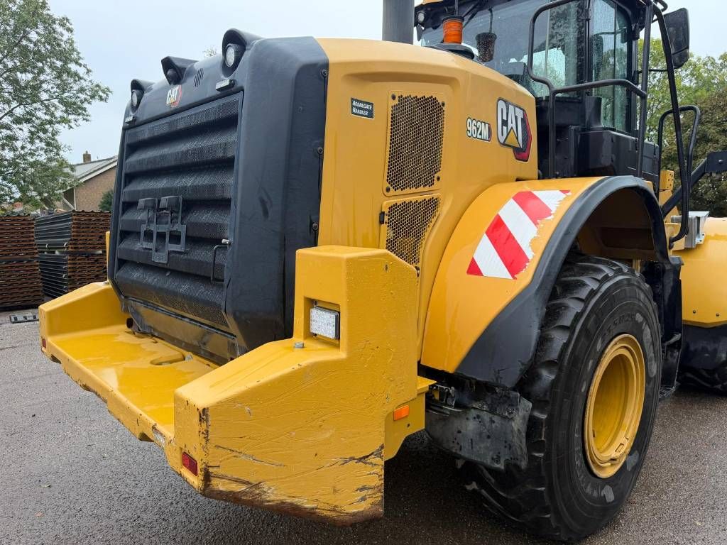 CAT 962