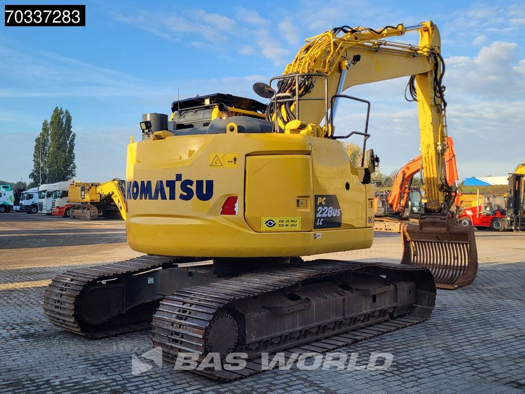 Komatsu PC228 USLC-10 Dutch Machine
