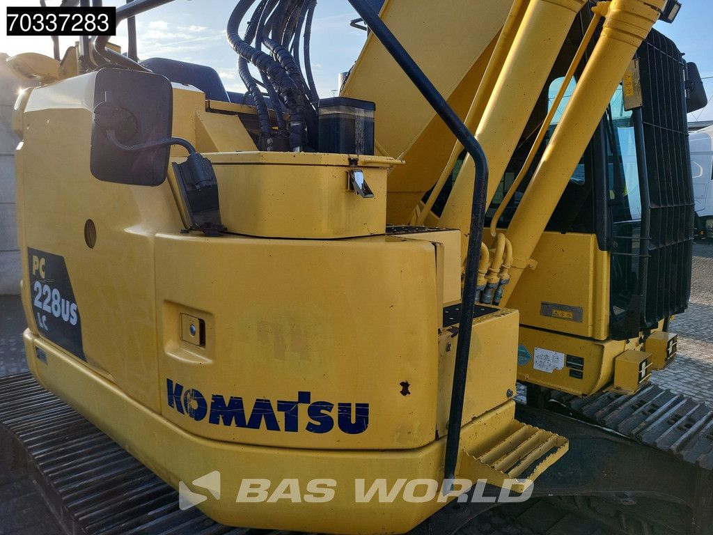 Komatsu PC228 USLC-10 Dutch Machine