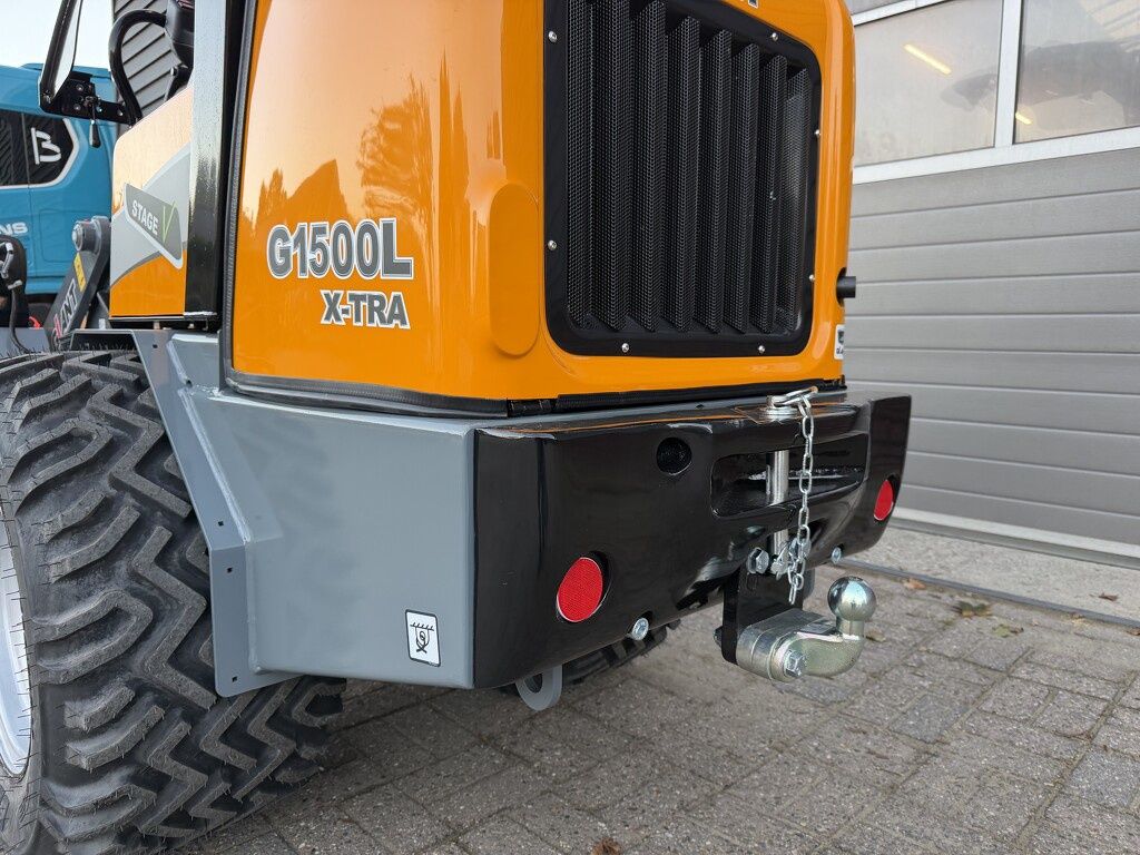 Giant G1500 L X-tra minishovel NIEUW flink hefvermorgen die L editie !! €495 LEASE