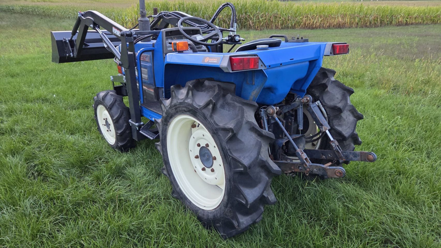 Iseki TA250 Voorlader 4x4 27PK