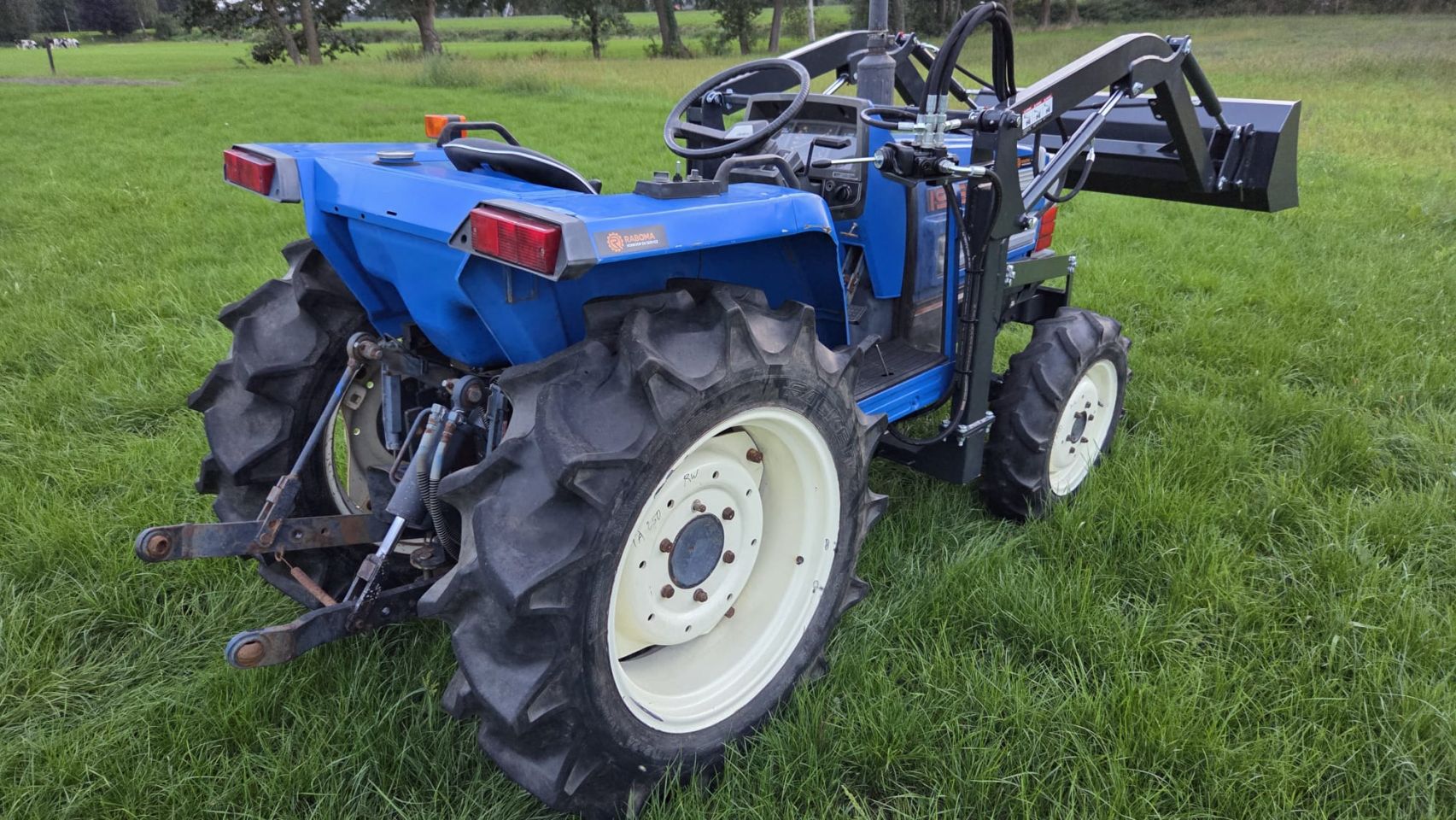 Iseki TA250 Voorlader 4x4 27PK