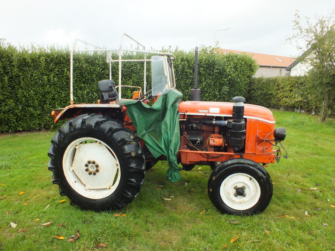 Renault Super 7 oldtimer tractor 1962