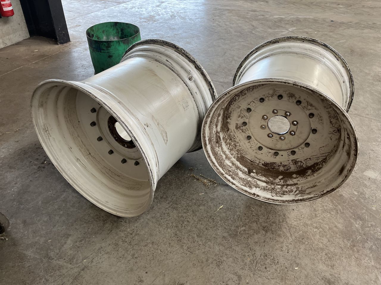 27x32 velgen new holland