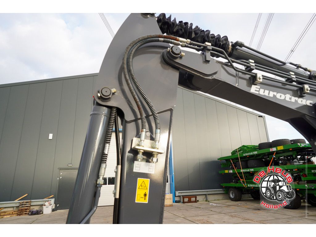 Eurotrac HE26SR