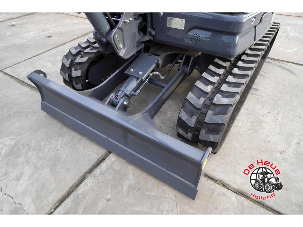 Eurotrac HE26SR