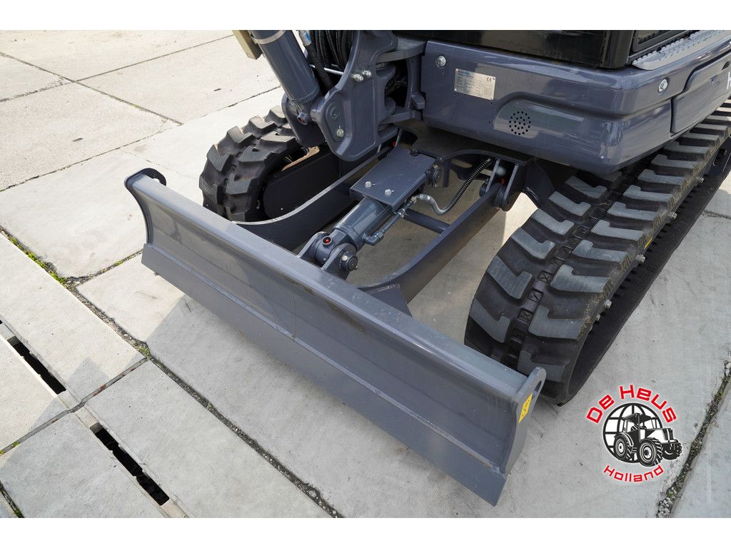 Eurotrac HE26SR