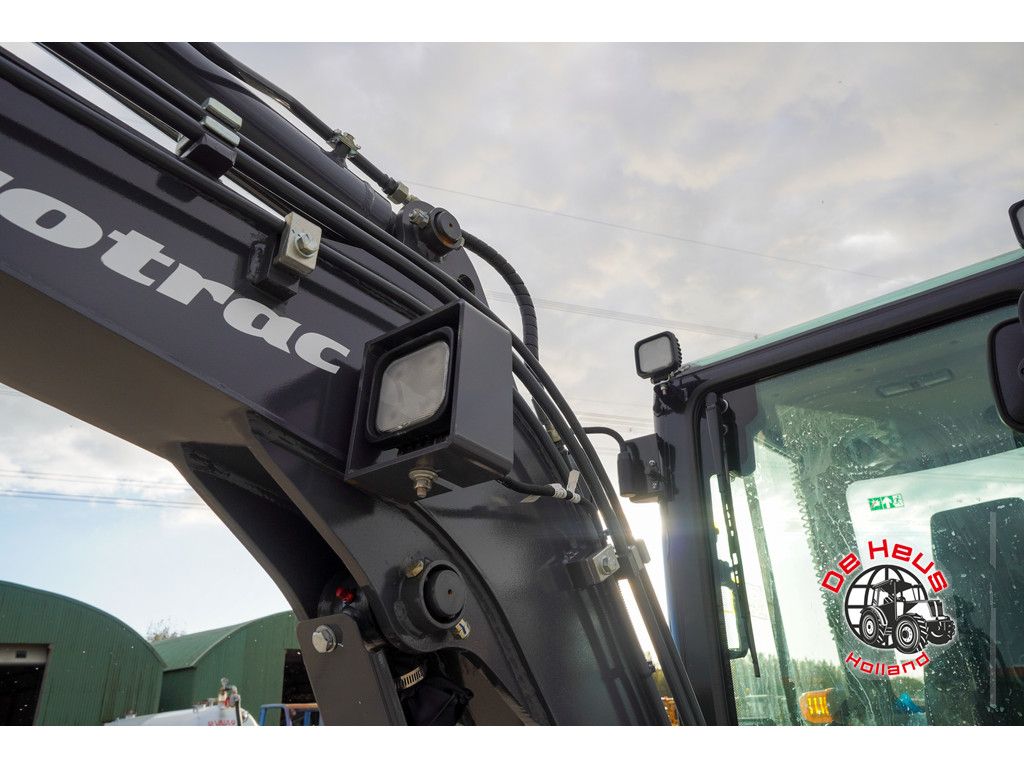 Eurotrac HE26SR