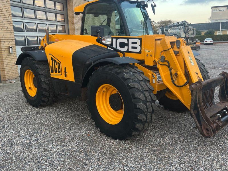 JCB 541-70 Agri Xtra Volvo skifte