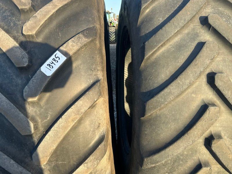 Michelin 710/70R42 + 600/70R30  IF