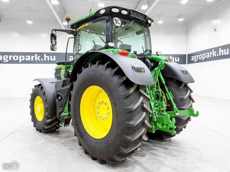 John Deere 6175R