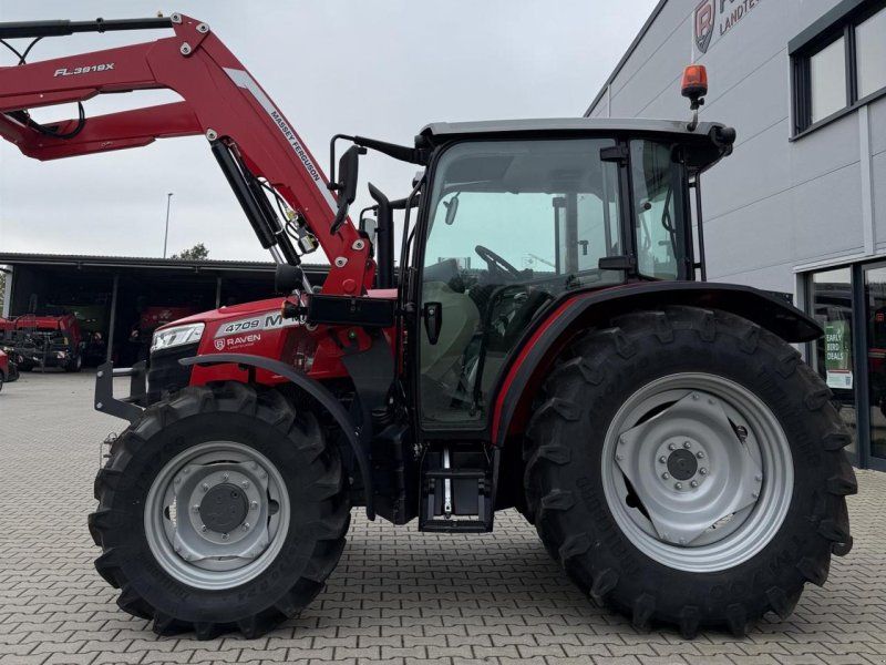 Massey Ferguson 4709M Cab Essential