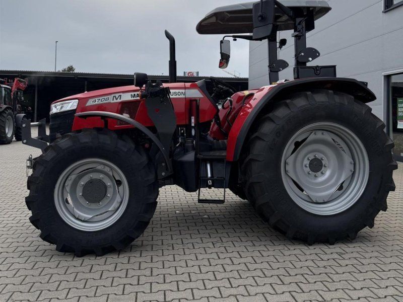 Massey Ferguson 4708M Platform Essential