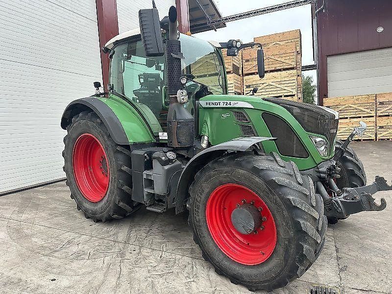 Fendt 724 Vario SCR Profi Plus