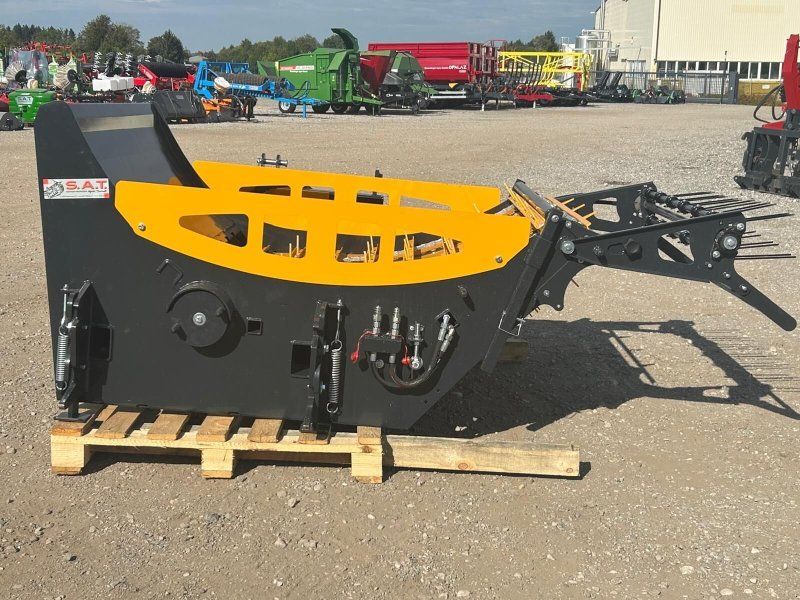 SAT  Rundballenabroller D605