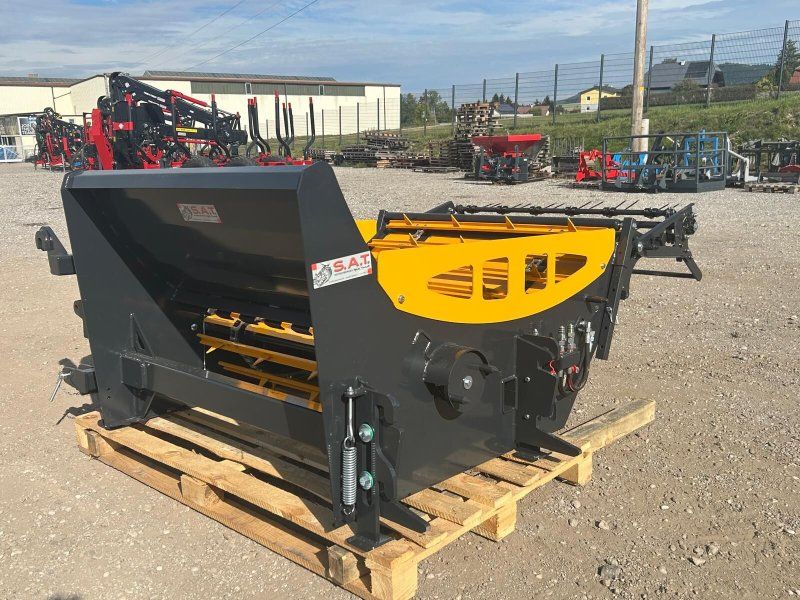 SAT  Rundballenabroller D605