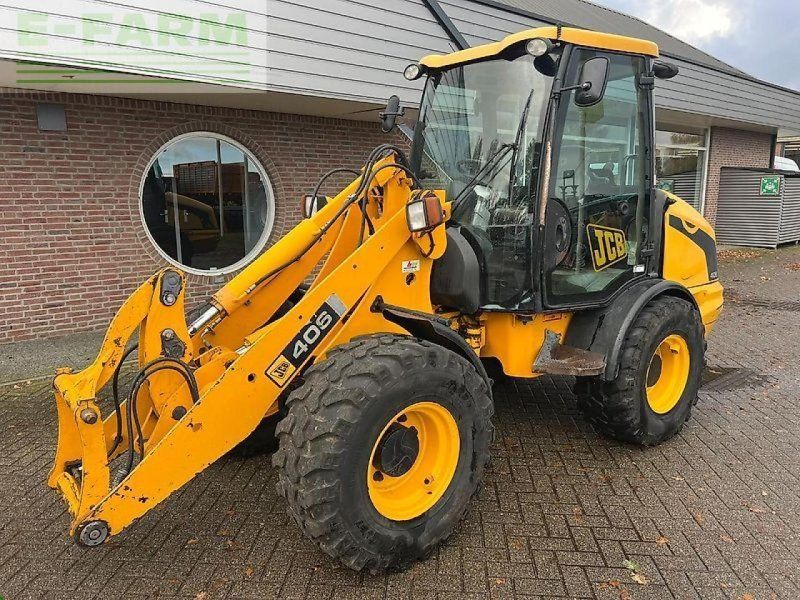 JCB 406 shovel