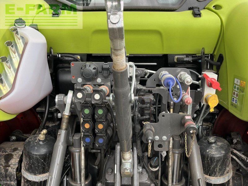 Claas ARION 470 CIS+