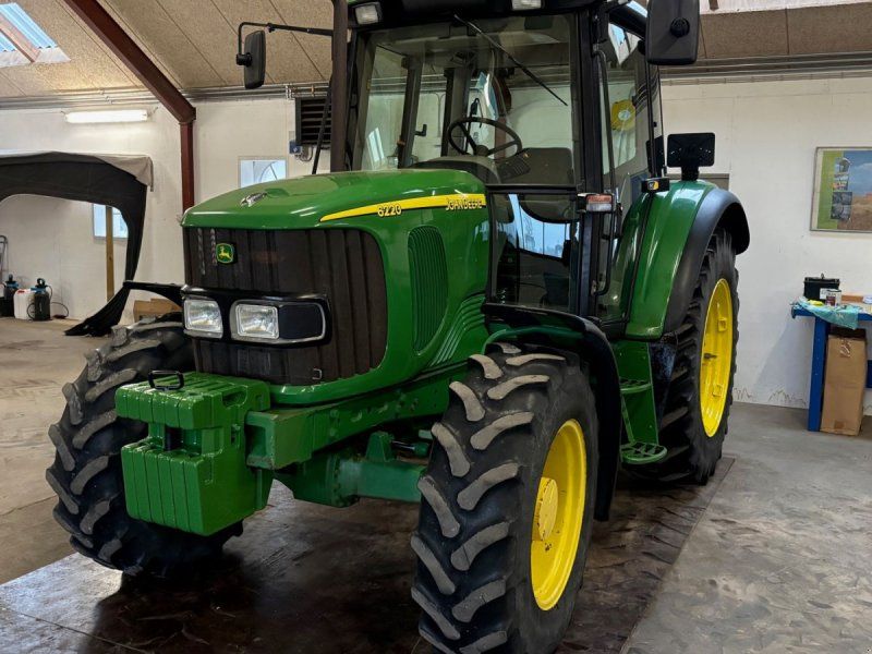 John Deere 6220 SE