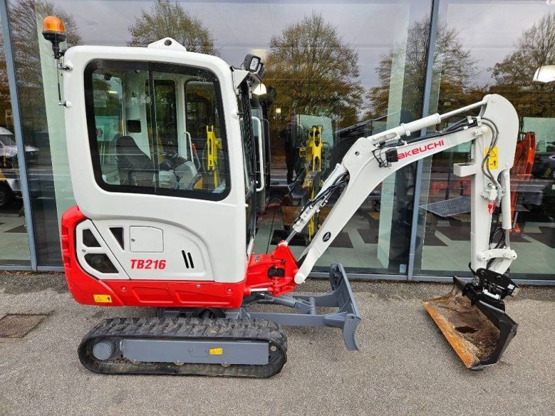 Takeuchi TB 216