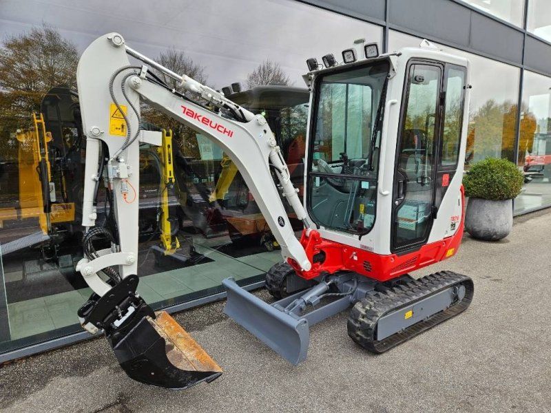 Takeuchi TB 216