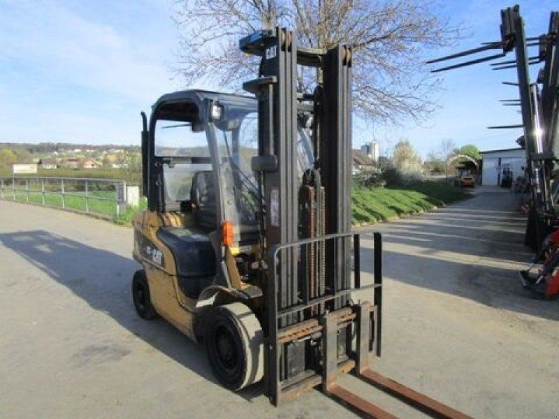 Cat DP25N Tripl-Freihub 5,6m + Seitenschieber