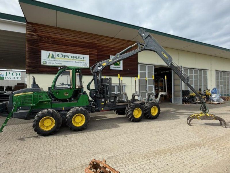 John Deere 1210G
