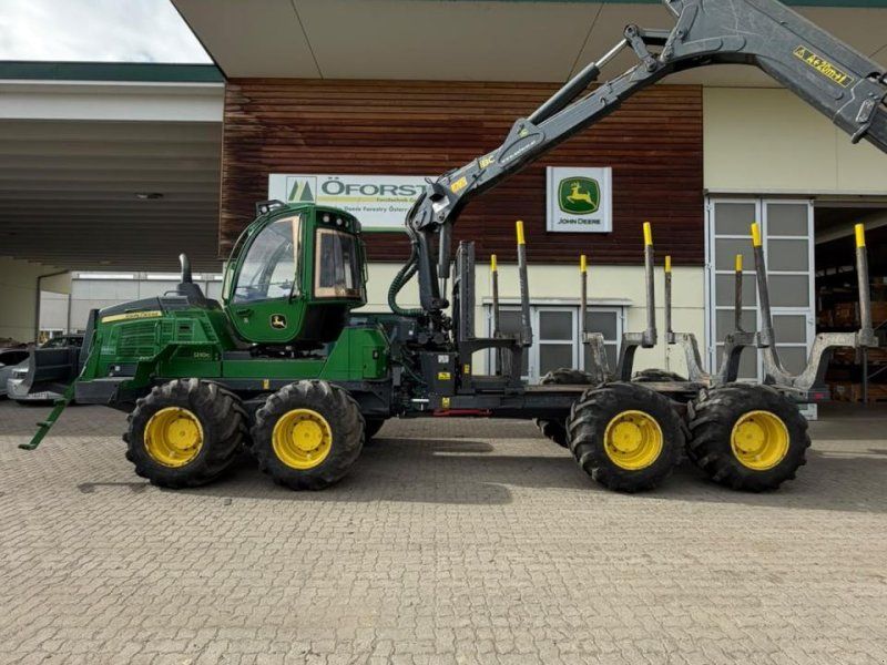 John Deere 1210G