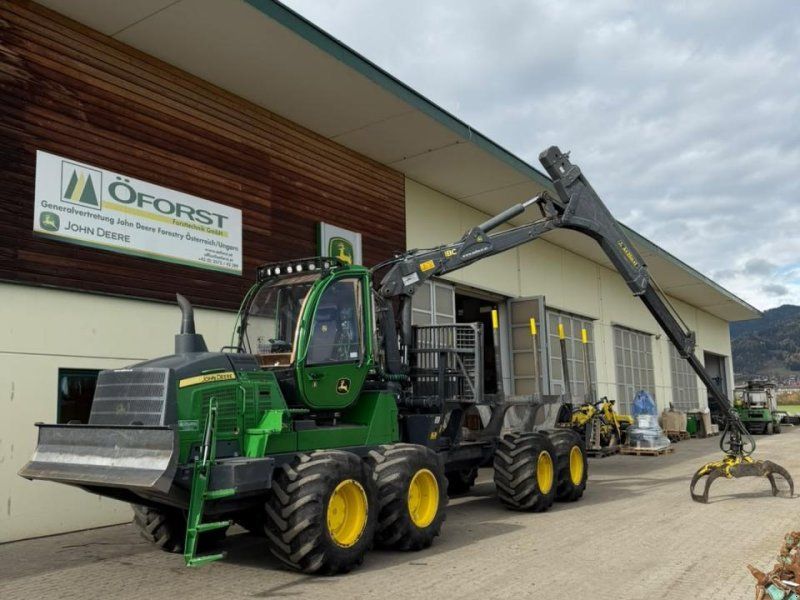 John Deere 1210G
