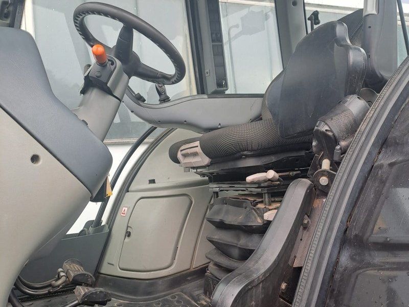 Valtra N 163 D131