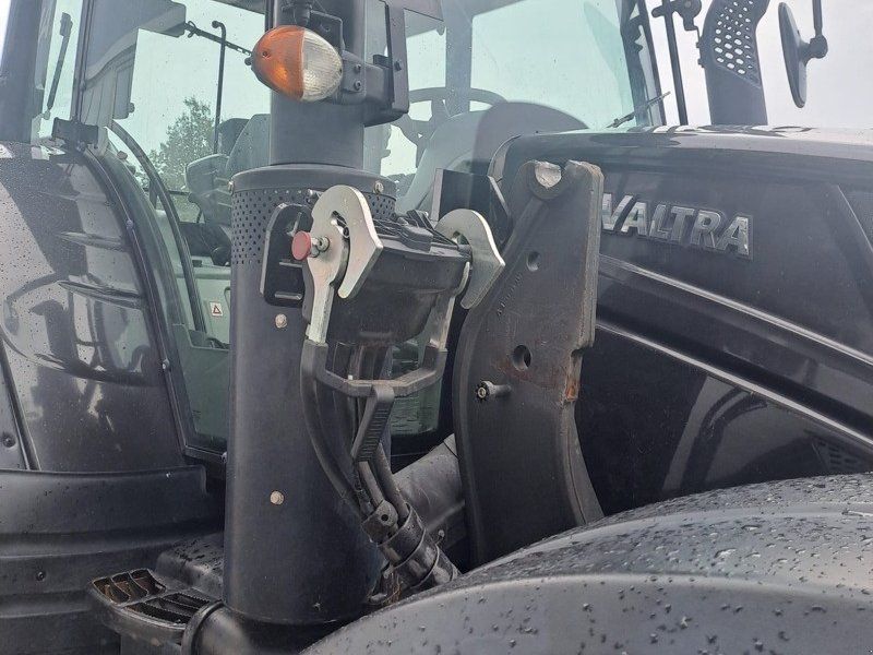 Valtra N 163 D131