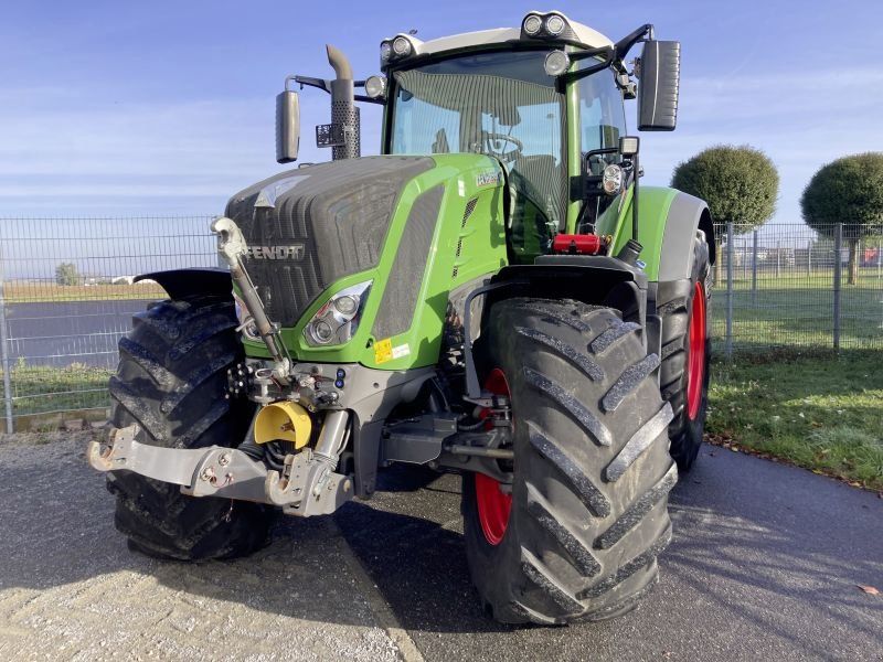 Fendt 828 VARIO S4 PROFI PLUS
