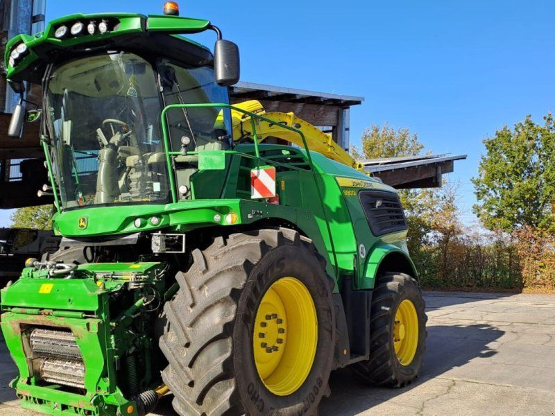 John Deere 9900i