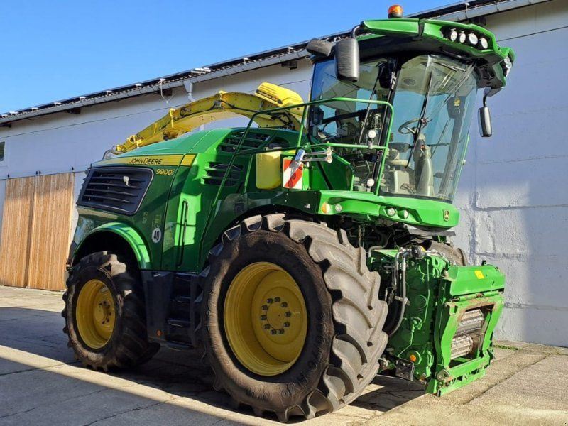 John Deere 9900i