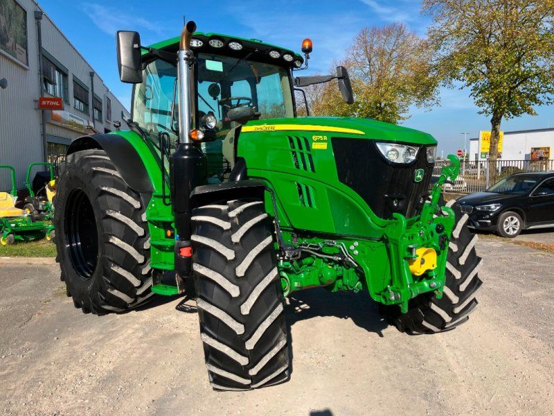 John Deere 6175R