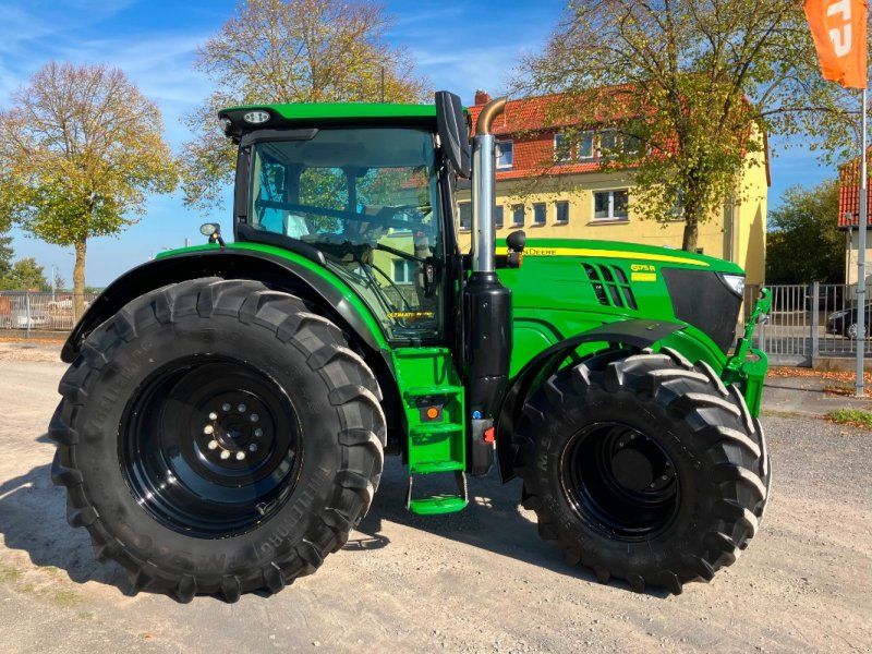 John Deere 6175R