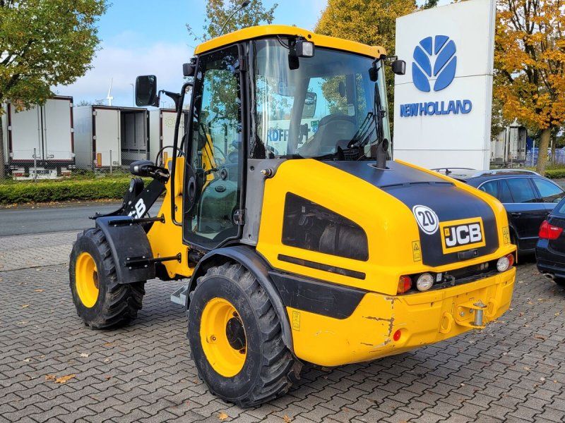 JCB 407