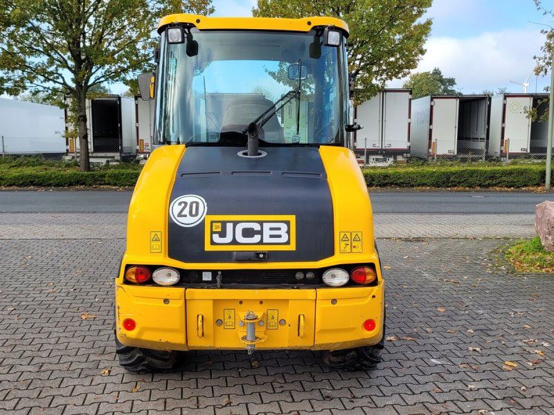 JCB 407