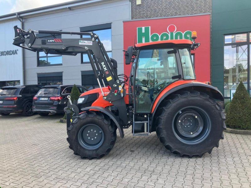 Kubota M4073 Cab