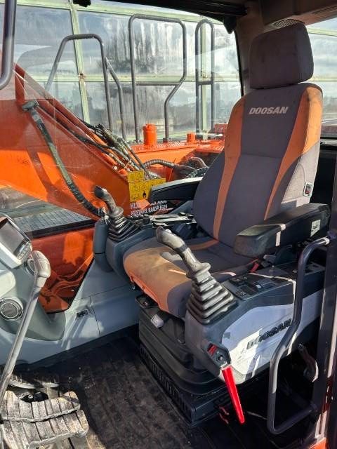 Doosan DX 180 LC-3