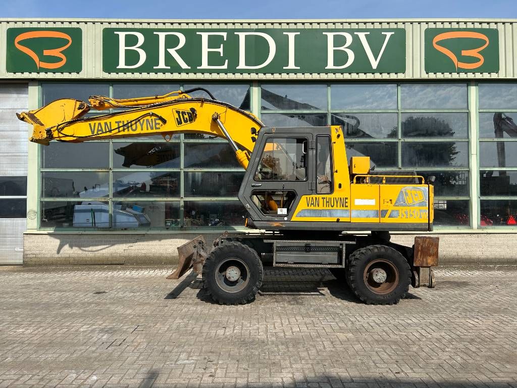 JCB JS 150
